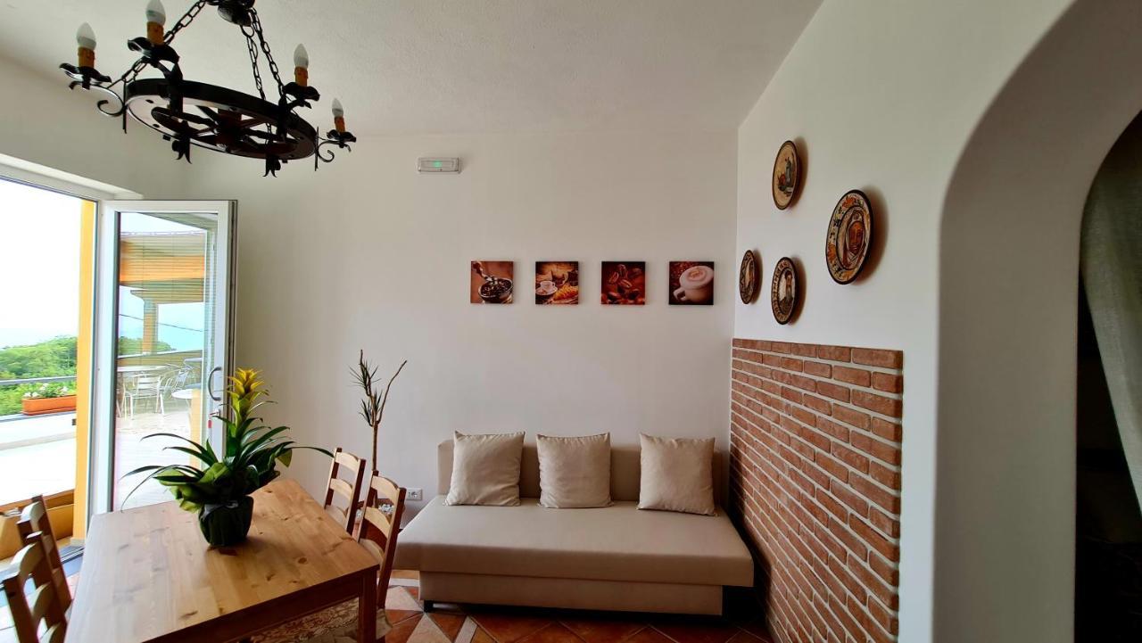 Scapriccio Relax Apartment Migliaccia Exterior photo